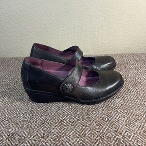 Dansko Adelle Mary Jane Wedge Black Leather Comfortable Dark Academia Sz 38-7.5
